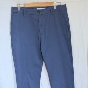 Amazon Essentials Men's Slate Blue Chinos